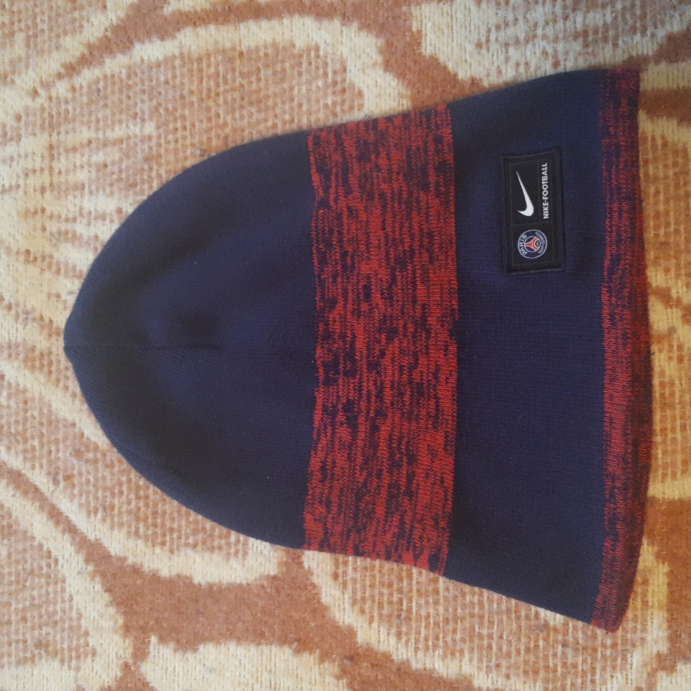 Nike Paris St-Germain Reversible Toque